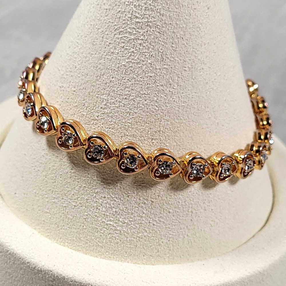 Gold Tone Heart Link Tennis Bracelet 6.75 Rhinestone Accents Jewelry